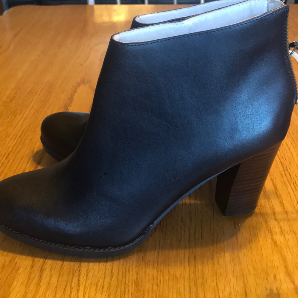 Women's brown lands end size 8.5 boots